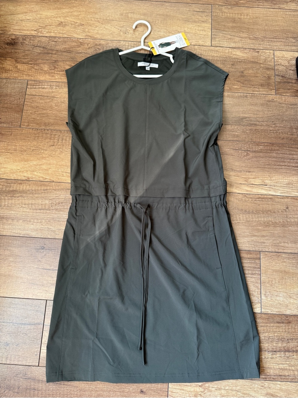 Parasuco Olive Drawstring Waist Sleeveless Midi Dress